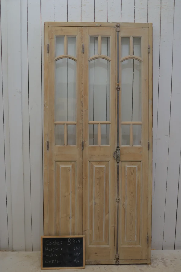 Antique French Glass door - lot B339 - Image 2
