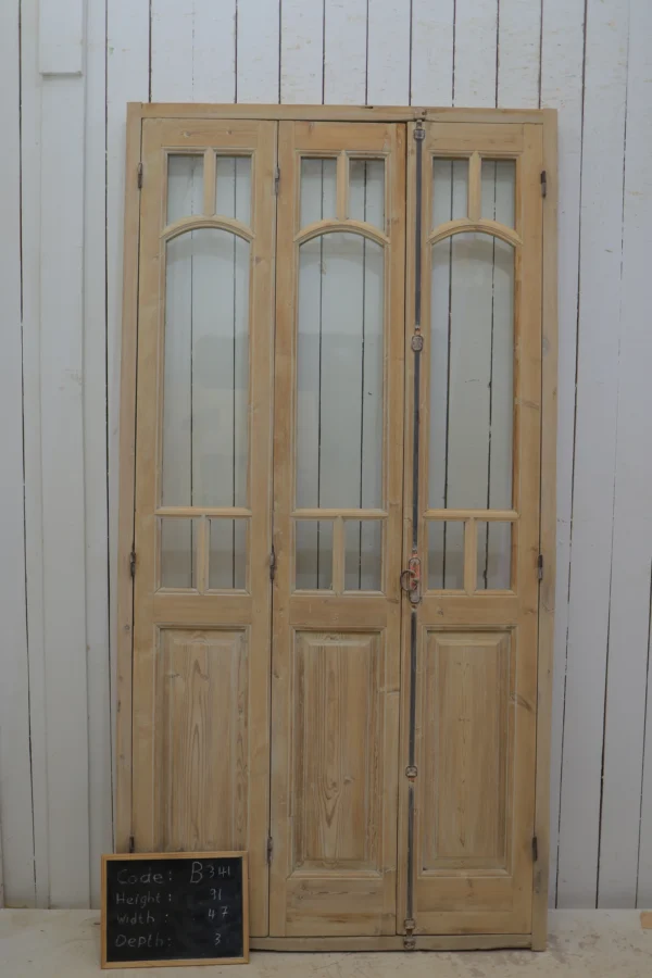 Antique French Glass door - lot B341 - Image 2