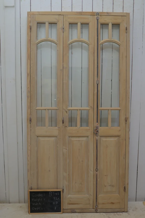 Antique French Glass door - lot B342 - Image 2