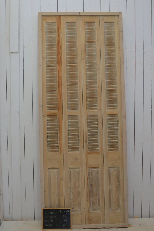Antique French shutter box - lot B273