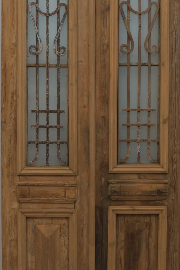 Antique French door Iron - lot B351 - Image 2