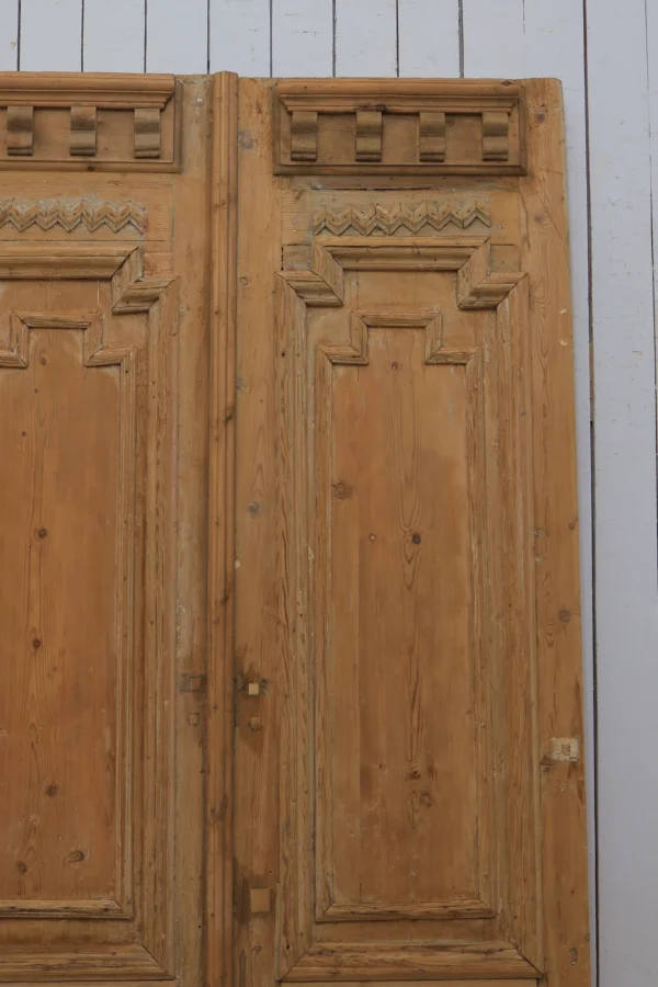 Antique French panel door - lot B357 - Image 4