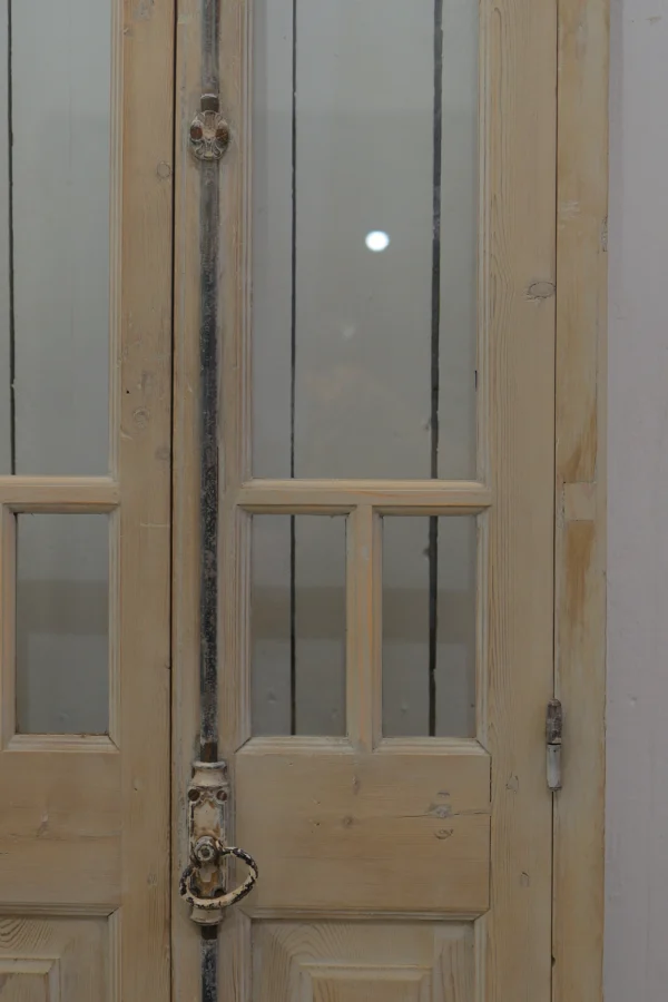 Antique French Glass door - lot B294 - Image 4