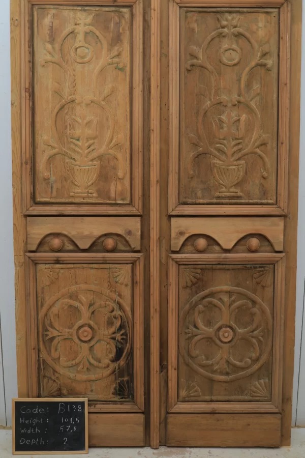 Antique French carved door - lot B138 - Image 3