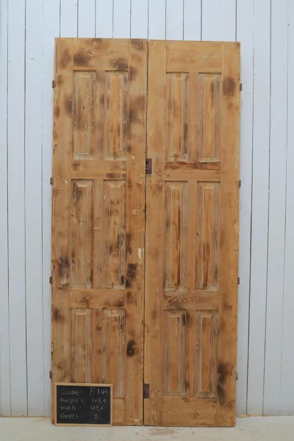 Antique French Carved door - lot B140 - Image 3