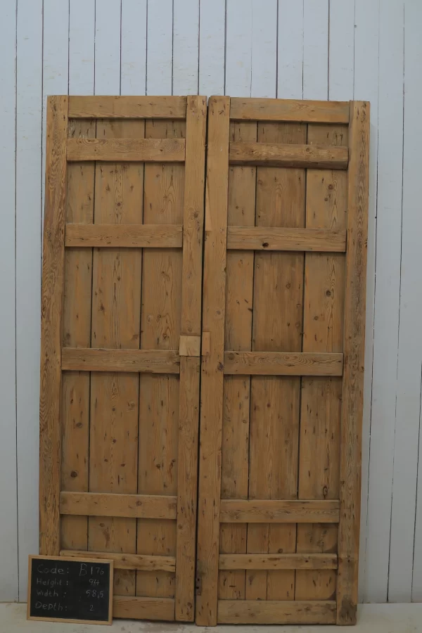 Antique French Carved door - lot B176 - Image 5
