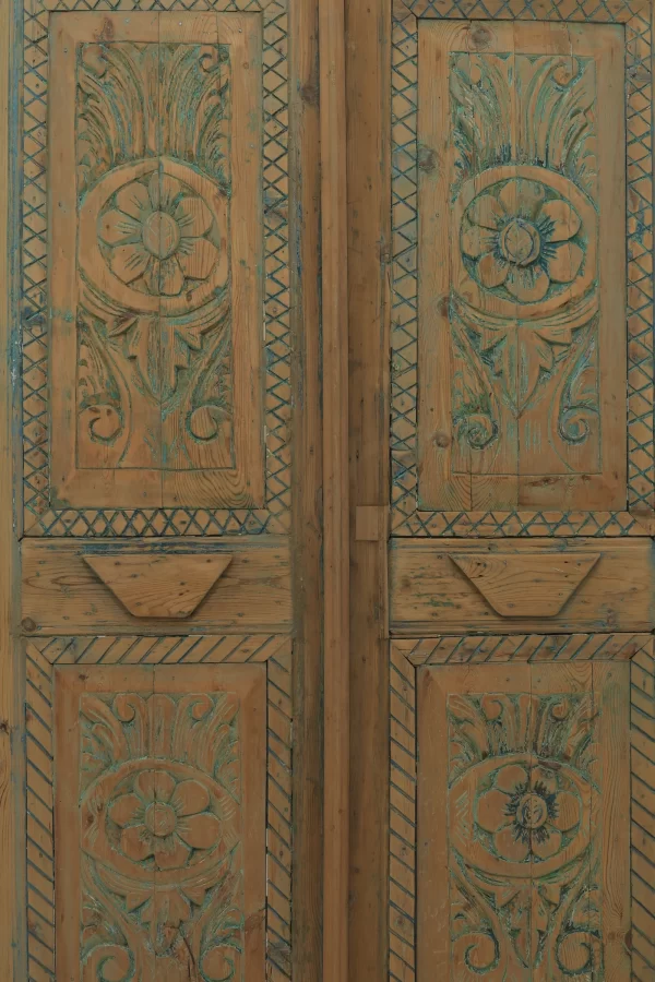 Antique French Carved door - lot B181 - Image 3
