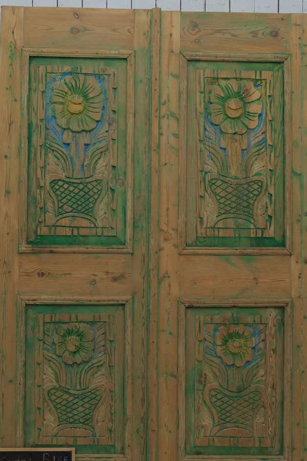 Antique French Carved door - lot B185 - Image 3