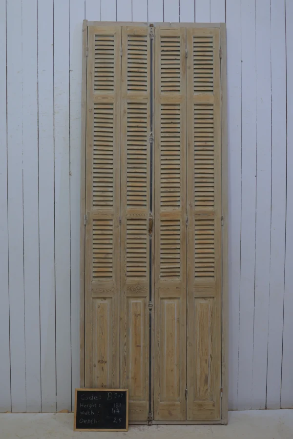 Antique French shutter box - lot B209