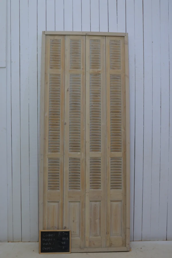 Antique French shutter box - lot B216