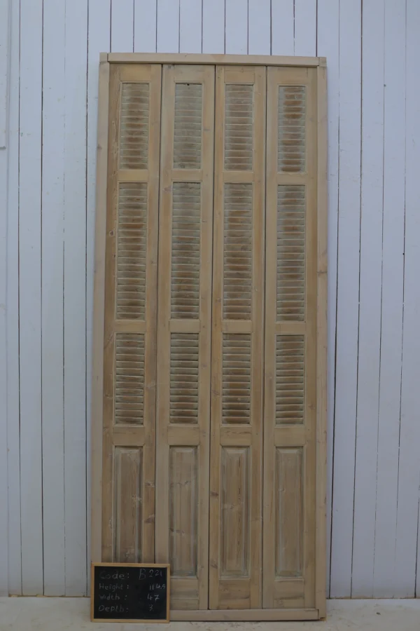 Antique French shutter box - lot B221