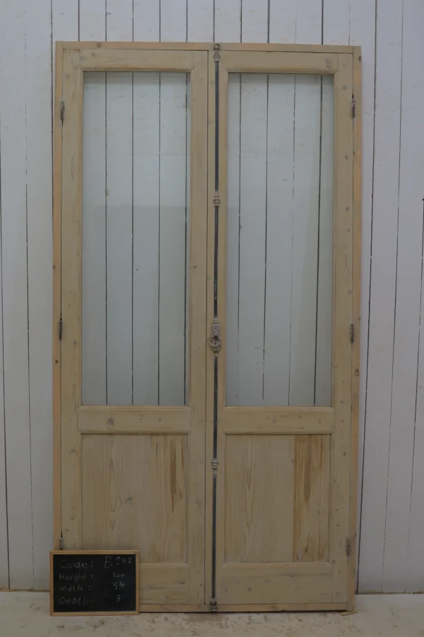 Antique French Glass door - lot B242 - Image 2