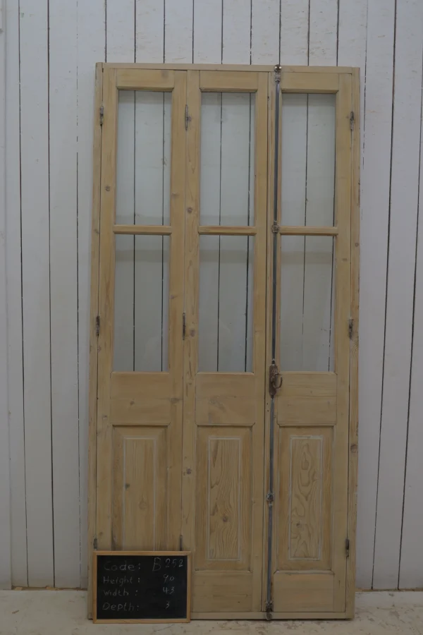 Antique French Glass door - lot B252 - Image 2
