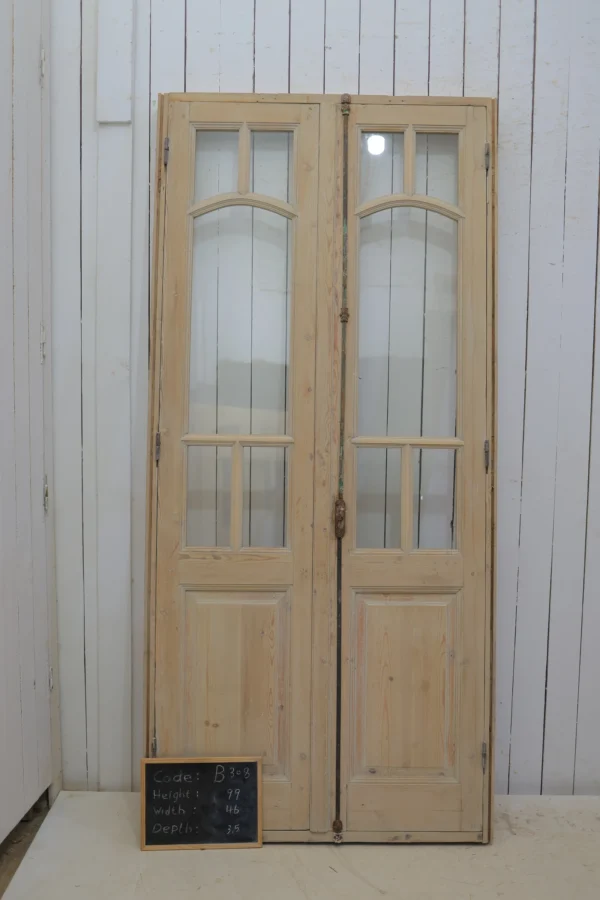 Antique French Glass door - lot B308 - Image 2
