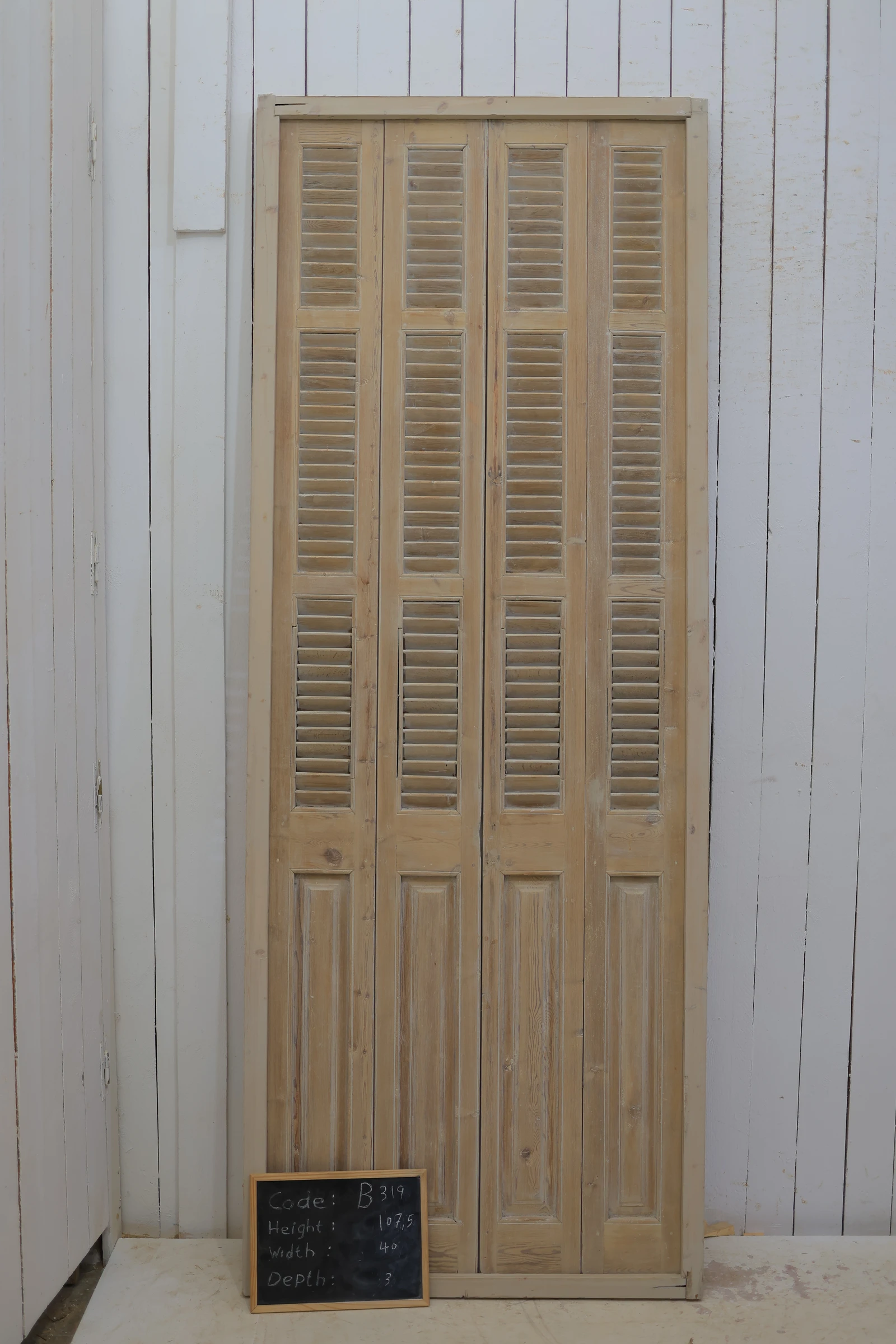 Antique French shutter box - lot B319