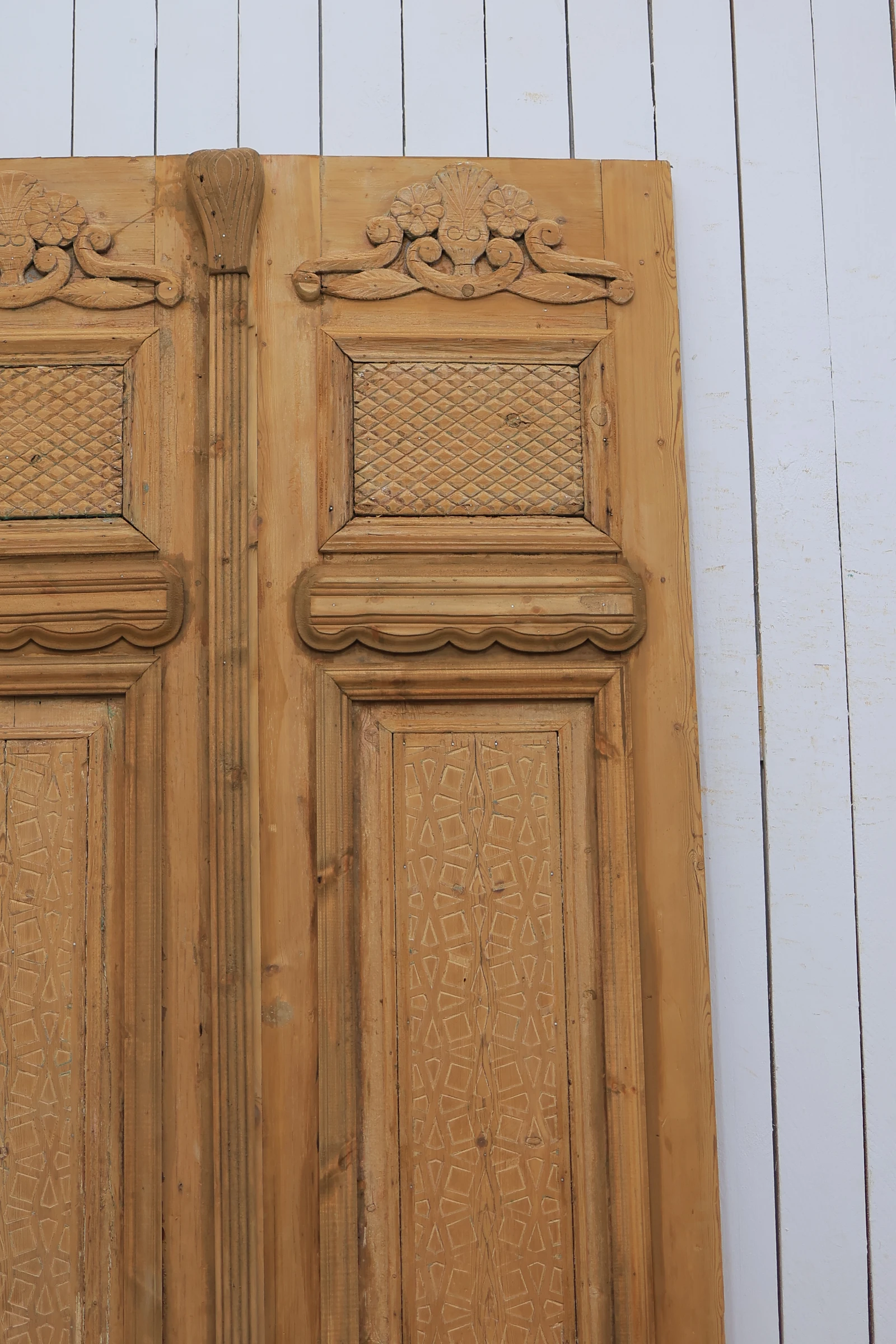 Antique French panel door - lot B256 - Image 4