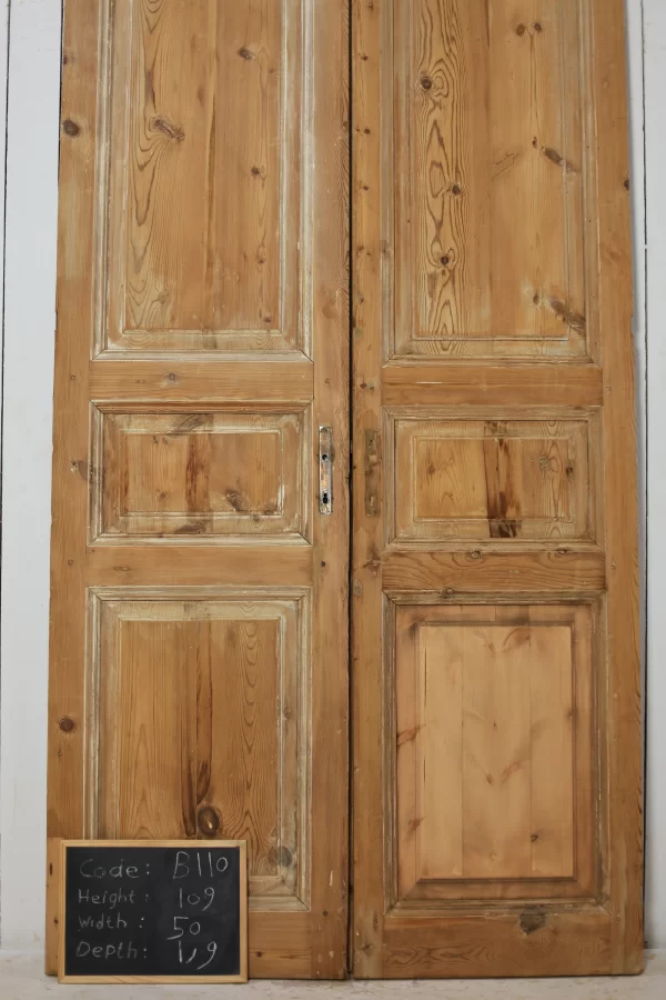 Antique French panel door - lot B110 - Image 4