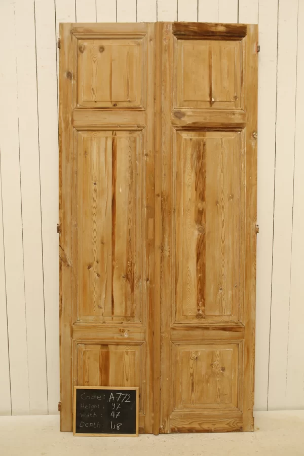 Antique French panel door - lot A772