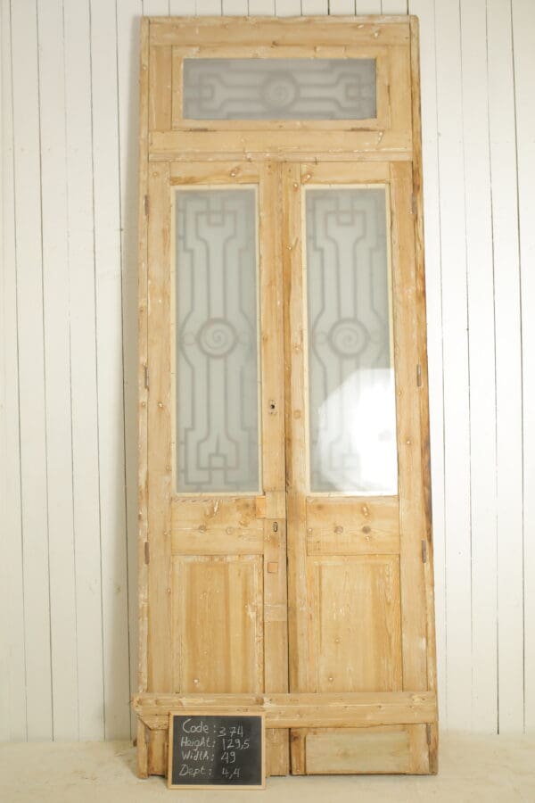 Antique French Glass Door with Iron (Set) - Lot 374 - Image 4
