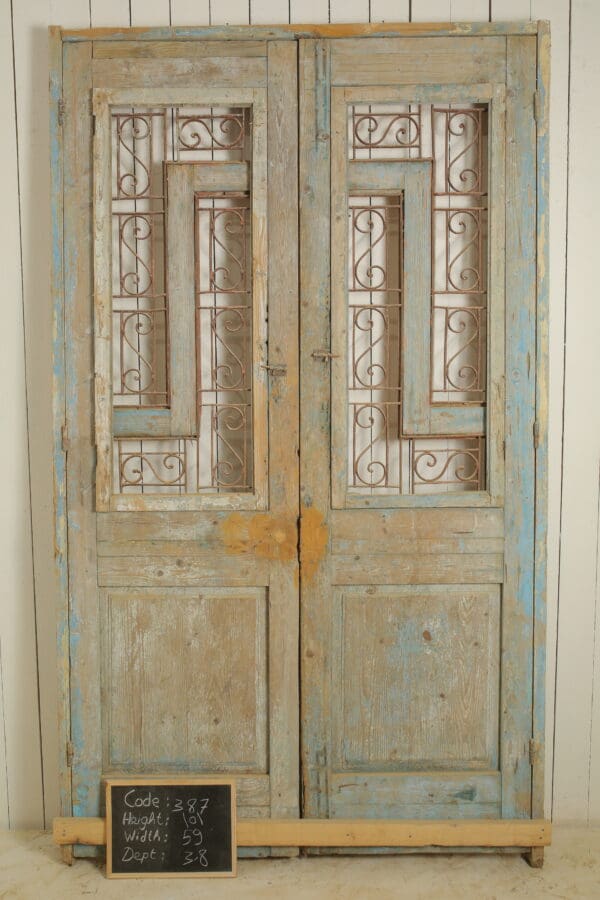 Antique French Door with Iron (Set) - Lot 387 - Image 3