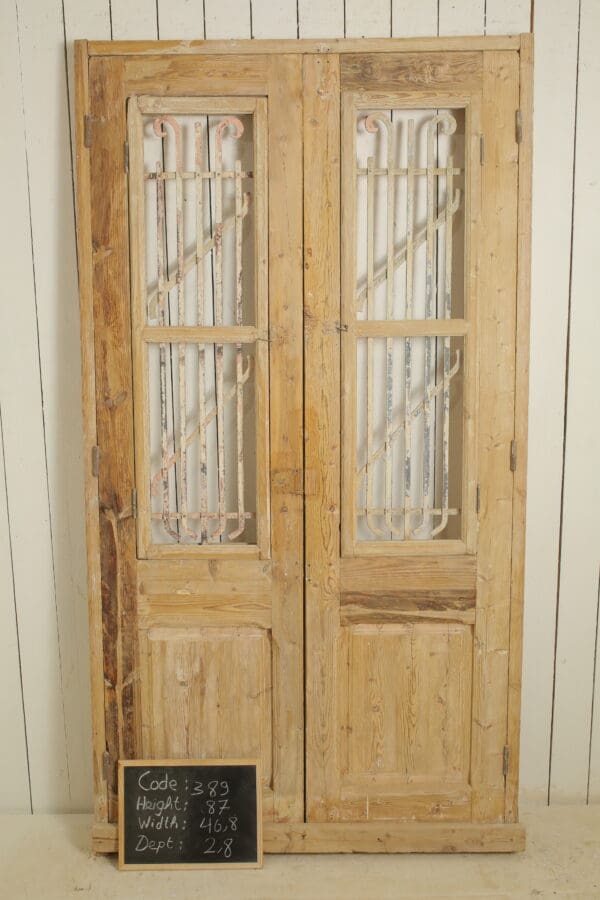 Antique French Door with Iron (Set) - Lot 389 - Image 3